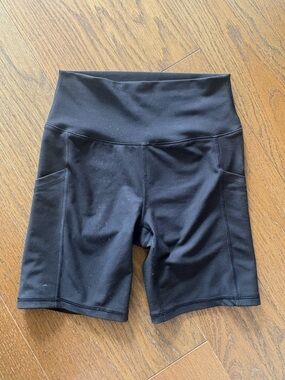 Abercrombie & Fitch Black High-Rise Bike Shorts with Side Pockets